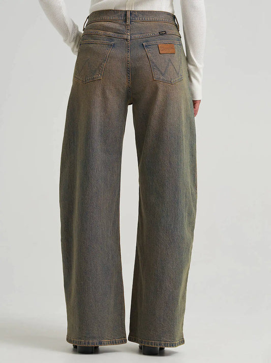 Women’s Low Rise Ultra Barrel Jean in Warm Dunes