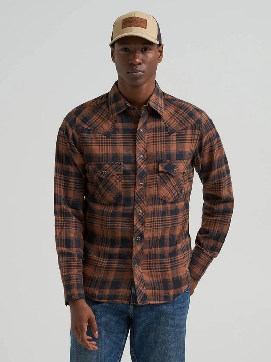 Men's Wrangler Retro® Long Sleeve Flannel Western Snap Plaid Shirt in Sable
