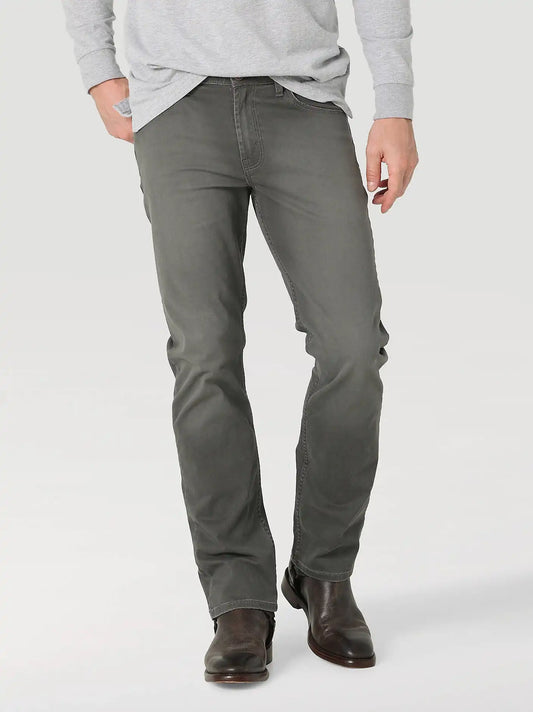Men's Free To Stretch™ Straight Fit Jean in Anthracite