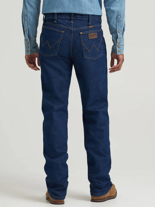 Premium Performance Cowboy Cut® Regular Fit Jean in Prewashed
