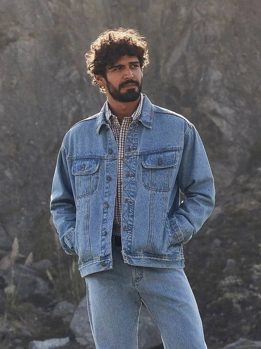 Wrangler Rugged Wear® Denim Jacket in Vintage Indigo