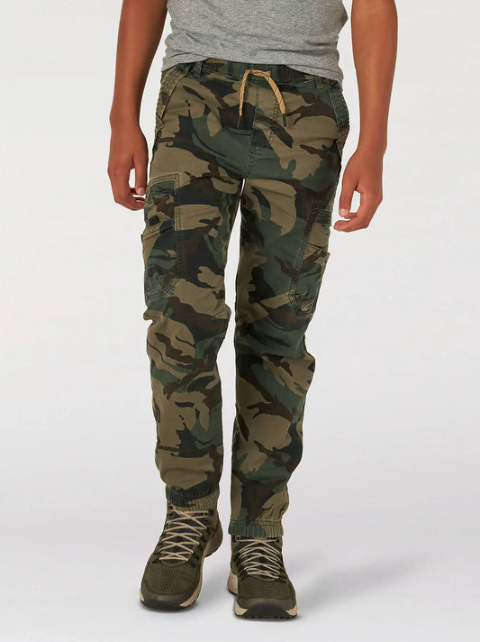 Boy's Wrangler® Free To Stretch Gamer Cargo Pant (8-16) in Camo