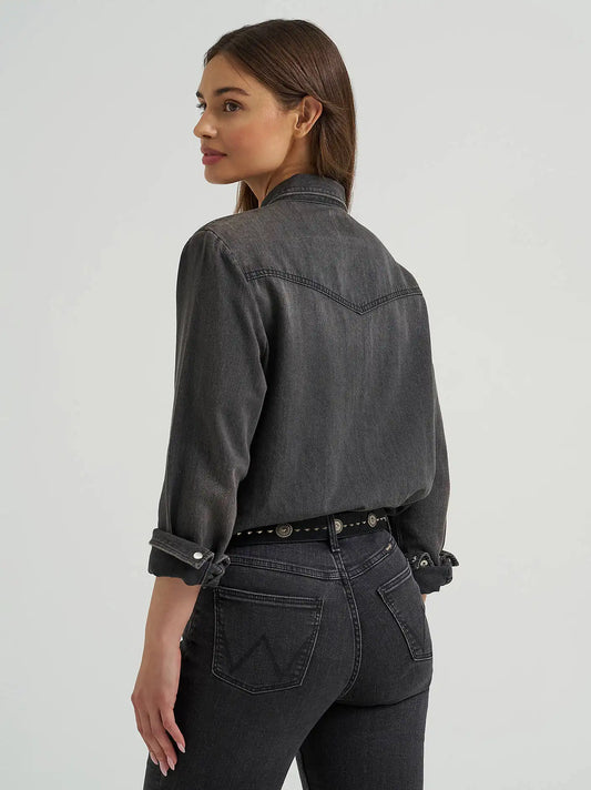 Women's Boyfriend Denim Shirt in Nashville Black