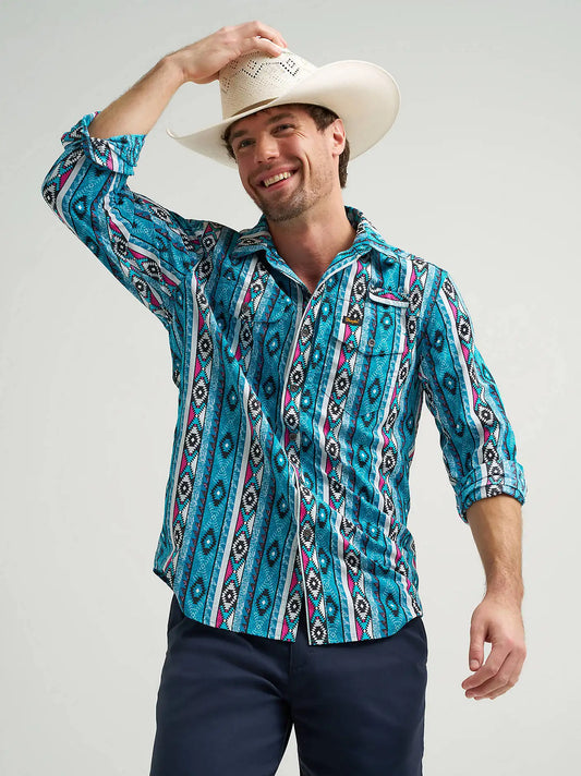 Chaco x Wrangler Checotah Outdoor Performance Shirt in Checotah Bluebird