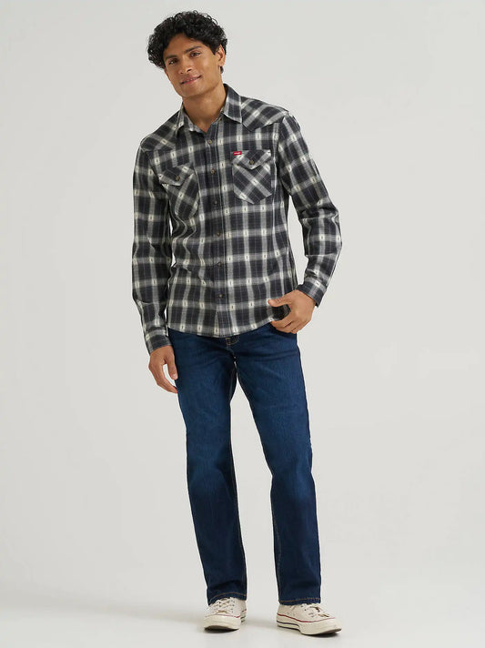 Men's Wrangler Five Star Novelty Shirt in Black/Green