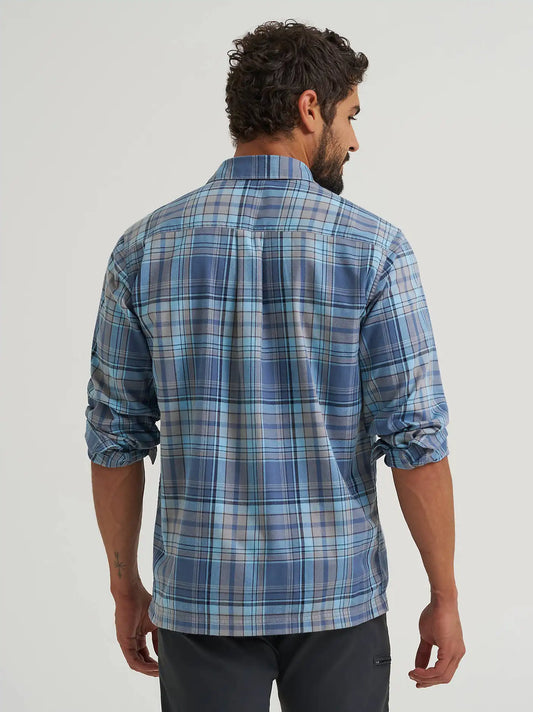 Wrangler ATG™ Men's Adventure 365 Shirt in Vintage Indigo