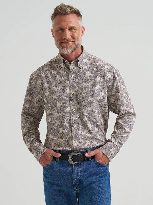 Wrangler® George Strait™ Performance Button Down Shirt in Vanilla Paisley
