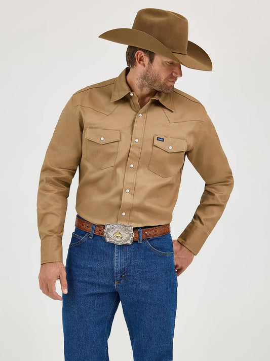 Cowboy Cut® Firm Finish Long Sleeve Western Snap Solid Work Shirt in Rawhide