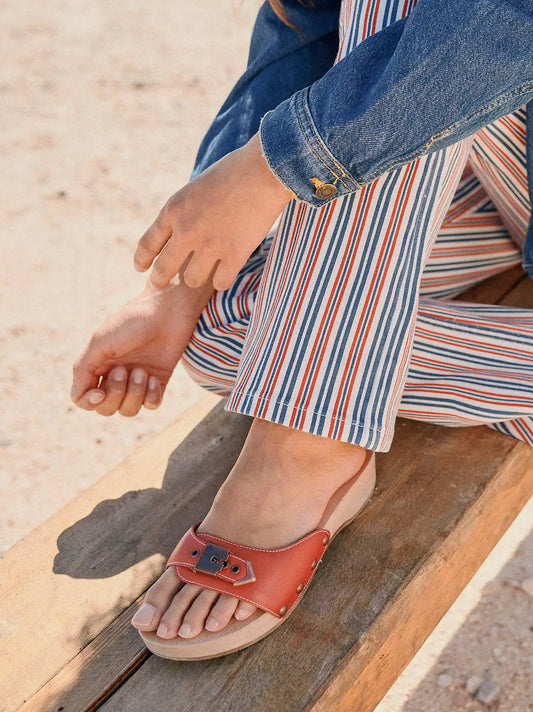 Dr. Scholl’s x Wrangler® Original Sandal in Red