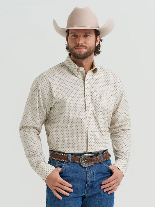 Wrangler® George Strait™ Long Sleeve Button Down One Pocket Shirt in Tea Geometric