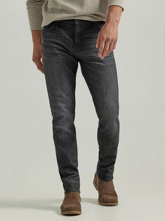 Men's Tapered Regular Fit Jean in Grey Wash
