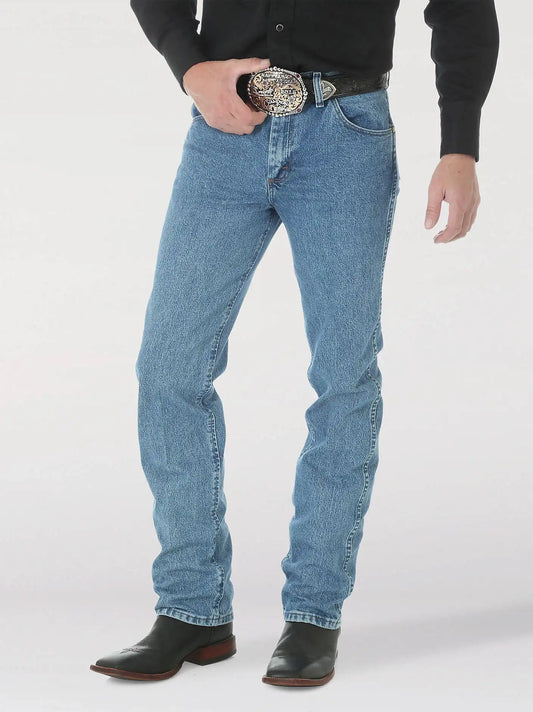Premium Performance Cowboy Cut® Slim Fit Jean in Stonewash