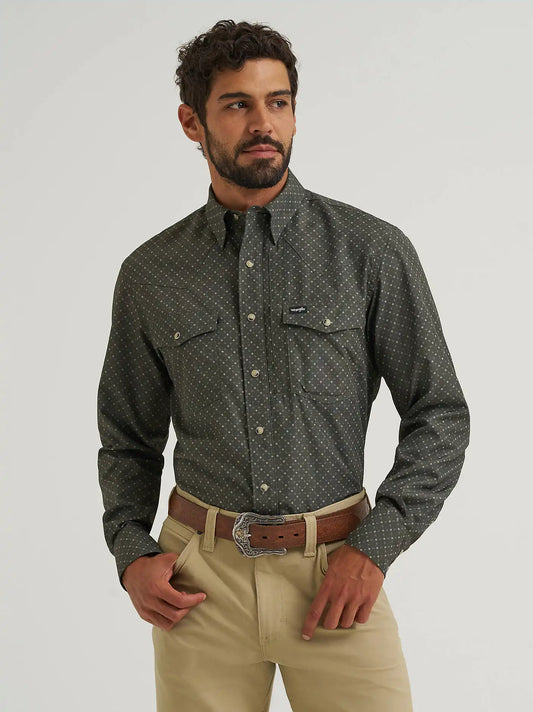 Wrangler All Terrain Gear Men's Performance Print Shirt in Deep Depth