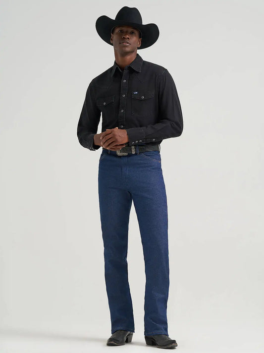 Wrangler® Cowboy Cut® Bootcut Jean Rigid - Slim Fit Jean in Navy